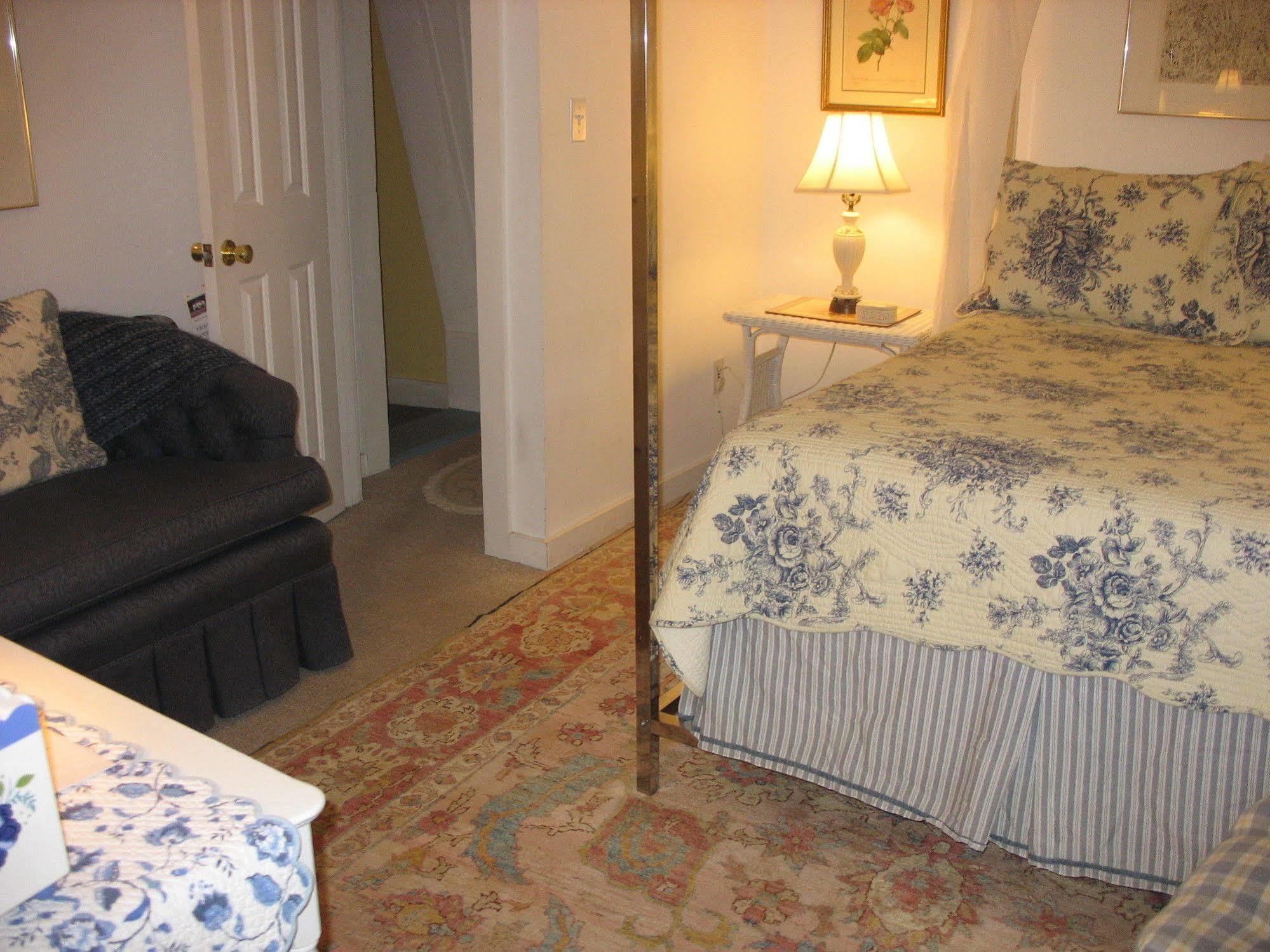 Bed and Breakfast The 1720 House Vineyard Haven Exterior foto